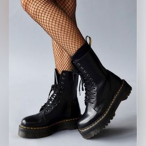 Doc Martens Jadon Smooth Leather - Size 8